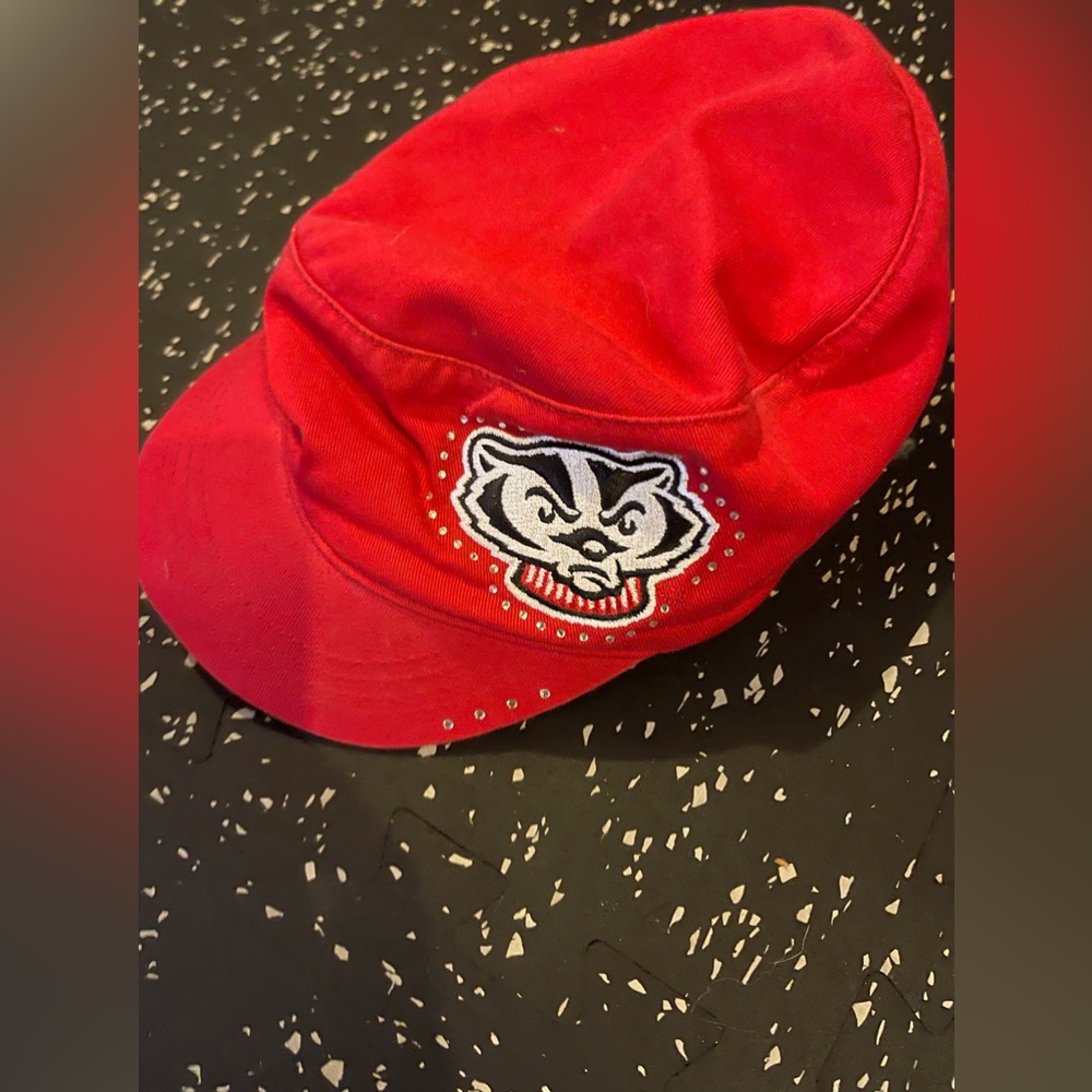 🔥Attention Wisconsin Badger Fans🔥 adorable hat alert